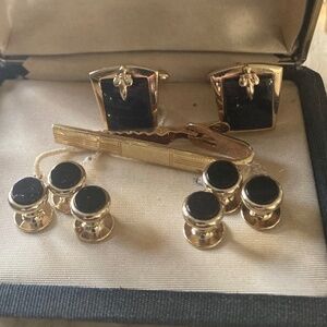 Vintage SWANK Black & Gold Tuxedo Set –Cufflinks, 6 Studs & Dante Tie Bar w/Box
